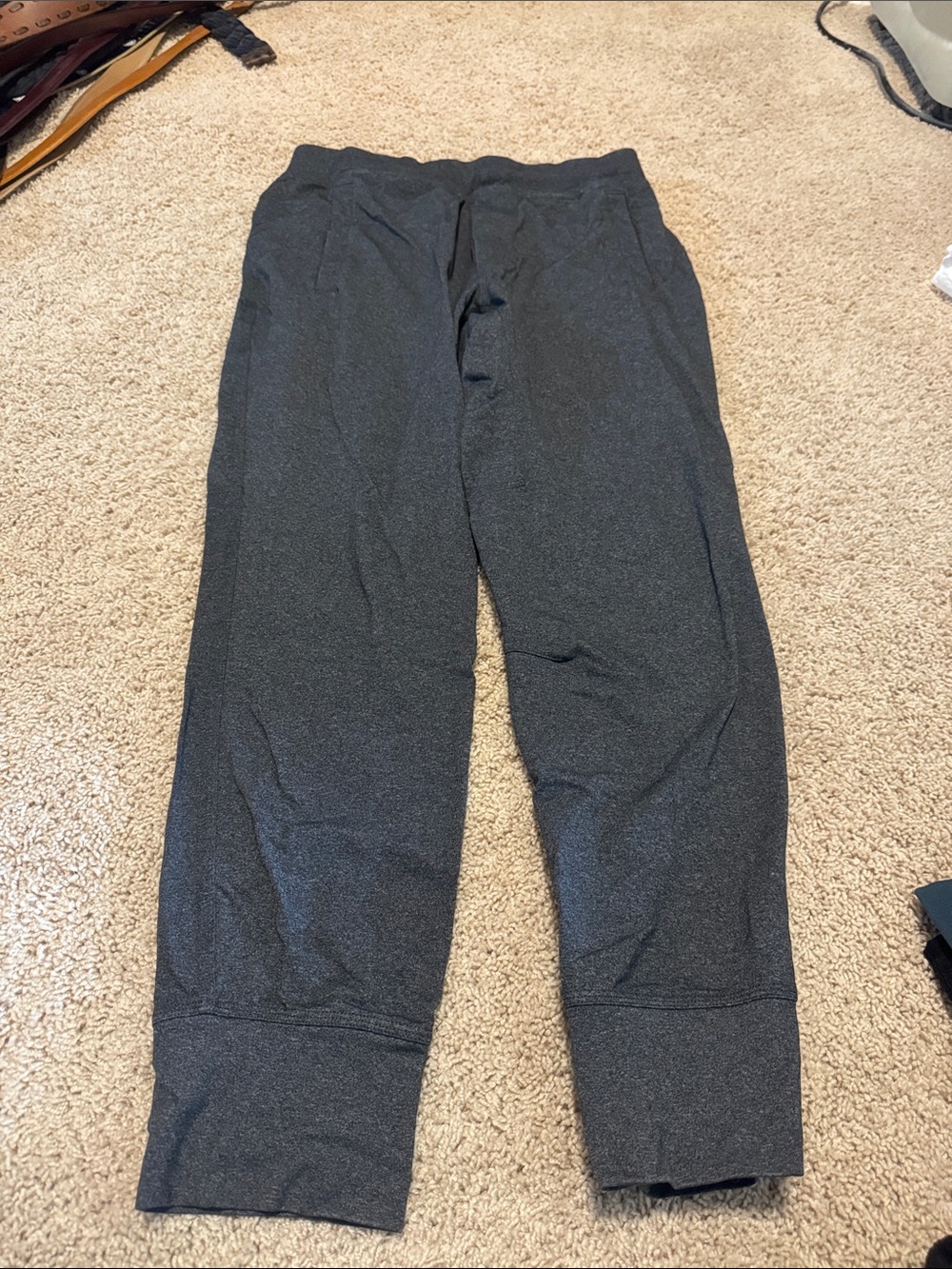 lululemon athletica Men's Heathered Charcoal Jogger Pants